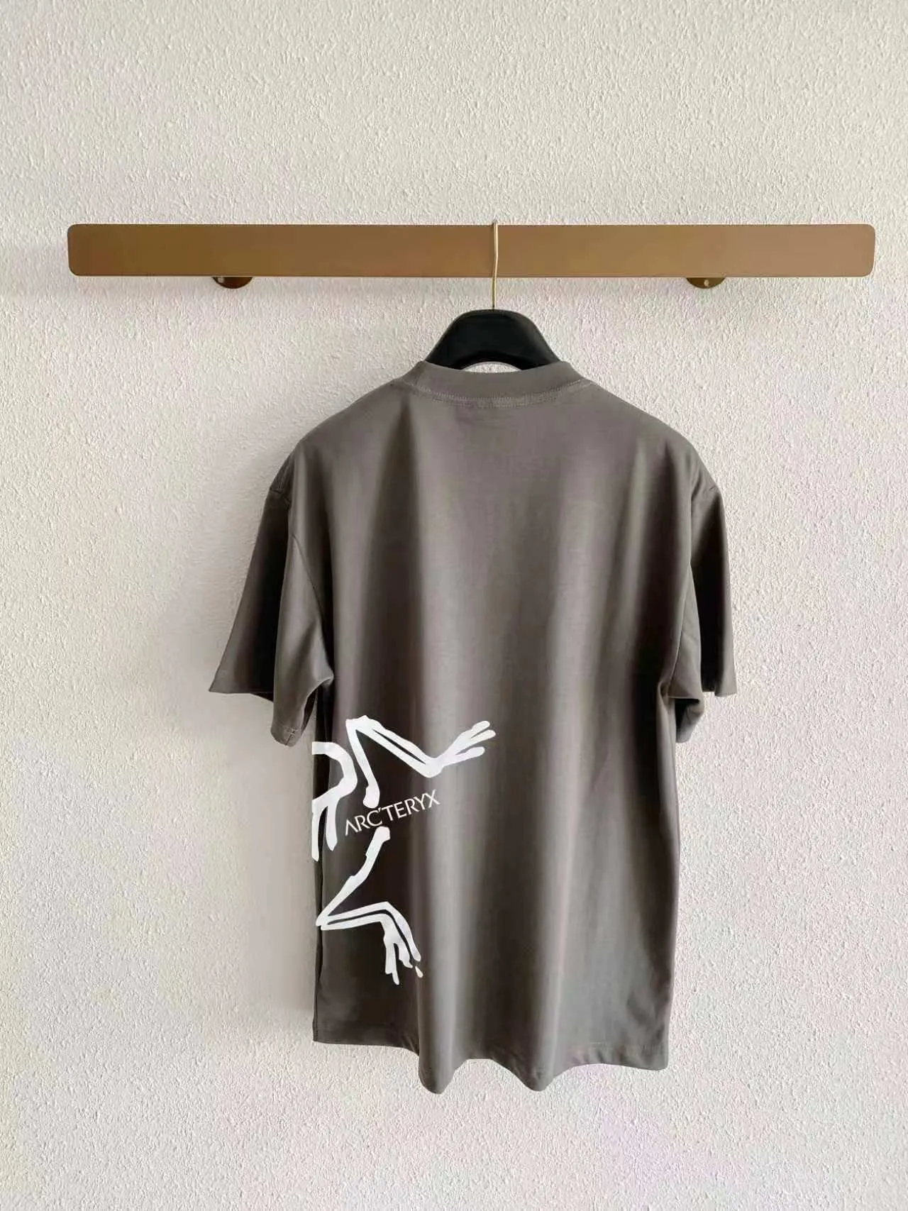 Arc’ter/ + New Arrival ， ， ， ， T Same Style。 :Black White Blue Gray Size:S（90-130 ） M（125-140 ） L（135-160 ） XL（160-180 ） XXL（180 ）